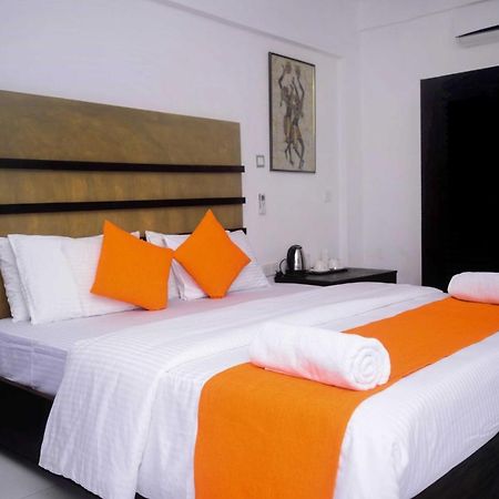 360 Beach Residence Negombo Kültér fotó